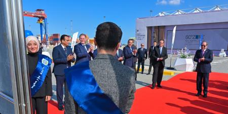 الرئيس السيسي يفتتح عددا من المحطات البحرية بالمنطقة الاقتصادية لقناة السويس - المصدر 7