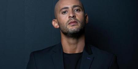 كيس صغير بجوار المقعد.. تفاصيل ضبط الفنان شادي ألفونس بتهمة حيازة المخدرات - المصدر 7