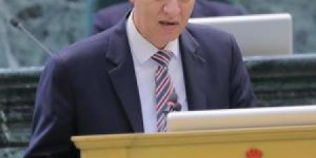 النائب العموش: "يجب أن يعرف الشباب ما هو القايش والفُتيك والبوريه" - المصدر 7