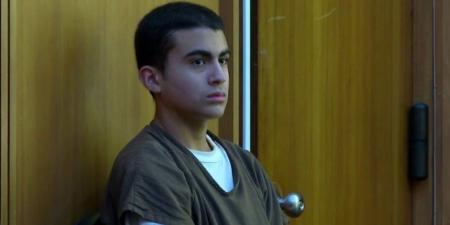 جريمة صادمة.. طفل يطعن والدته 46 مرة ويرسل سيلفي مع الجثة لصديقه - المصدر 7