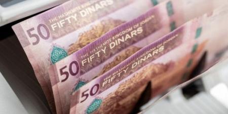 وزارة المالية: الحكومة ستسدد 7.3 مليارات دينار في العام المقبل - المصدر 7