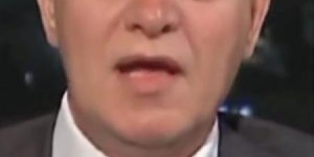 بالفيديو : مشادة كلامية حادة على الهواء بين الإعلامي محمد الملا والنائب حسين العموش - المصدر 7