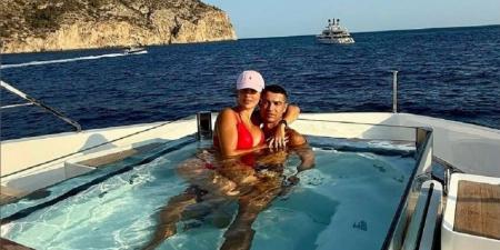 مسؤول يكشف حقيقة شراء كريستيانو رونالدو يختا من تونس - المصدر 7