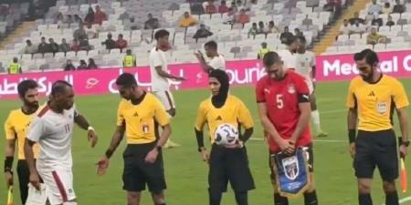 شاهد.. حكمة إماراتية تلغي هدفا "ملعوبا" لمنتخب مصر - المصدر 7