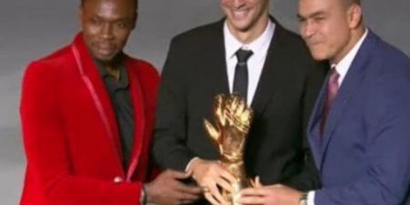 جوائز الكاف.. ياسين بونو يتوج بأفضل حارس إفريقي لعام 2025 - المصدر 7