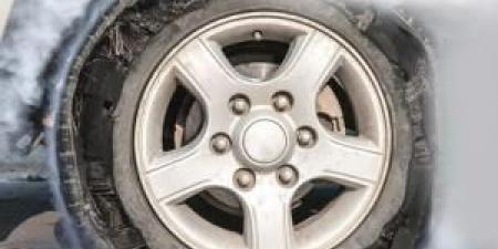 مصدر امني لسرايا : لا يوجد انفجار في الزرقاء ومصدر الصوت ناتج عن انفجار عجل تريلا - المصدر 7