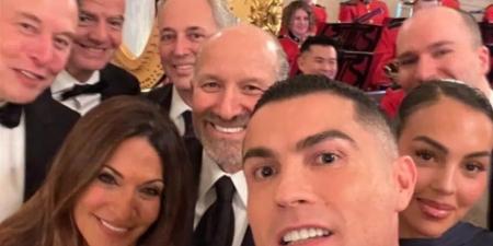 سيلفي كريستيانو رونالدو يغزو العالم من البيت الأبيض - المصدر 7