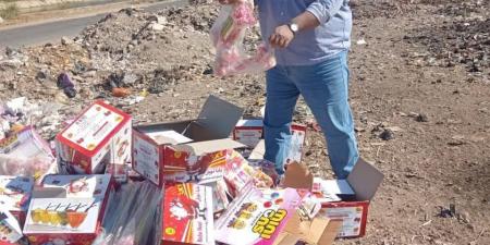 إعدام حلوى "شابو الغلابة" في فرشوط بعد ثبوت تلوثها ببكتيريا خطرة ومواد كيماوية - المصدر 7