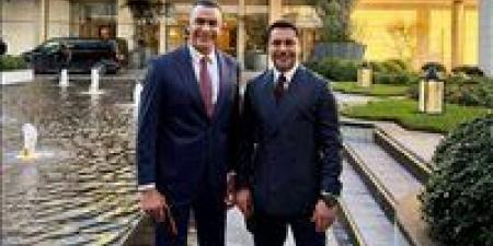 ظهورالحضري وأحمد حسن في مقر حفل توزيع جوائز الإتحاد الإفريقي 2025 - المصدر 7