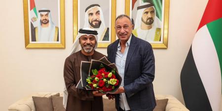 الخطيب يشكر سفير دولة الإمارات في القاهرة على الاستقبال والرعاية لبعثة الأهلي.. صور - المصدر 7