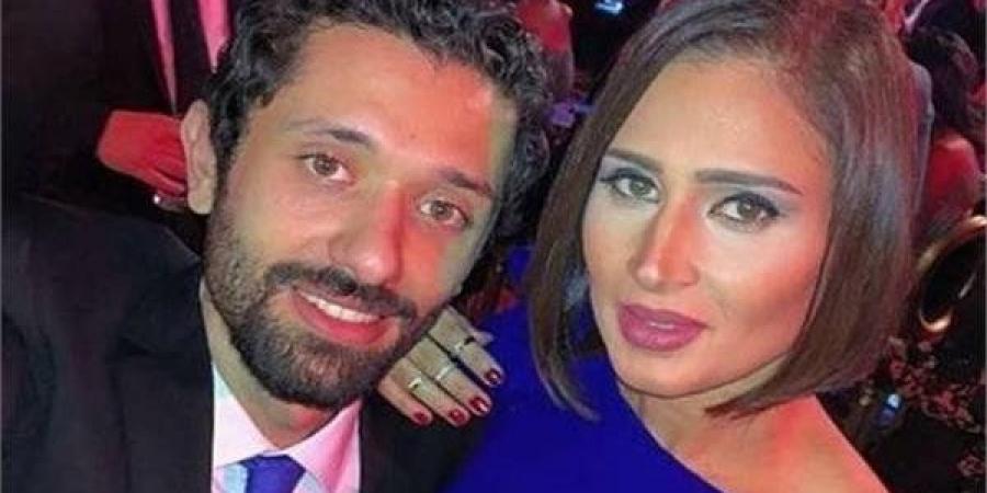 كريم محمود عبد العزيز يعلن انفصاله عن زوجته - المصدر 7