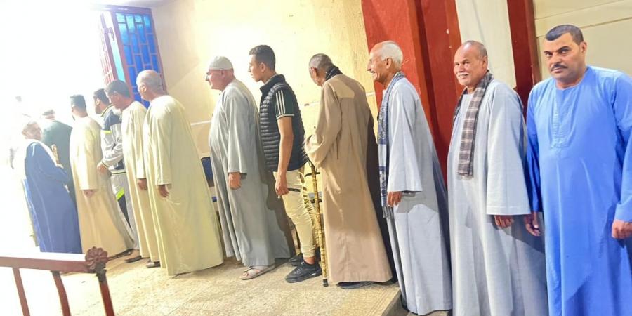 استمرار توافد الناخبين على لجان أسيوط خلال الفترة المسائية في اليوم الأول من التصويت - المصدر 7