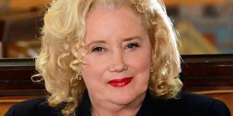 وفاة الممثلة الأمريكية سالي كيركلاند عن 84 عامًا - المصدر 7