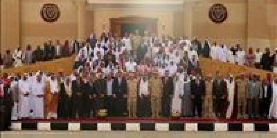 قوات شرق القناة تستقبل شيوخ القبائل وممثلي المجتمع المدني بشمال وجنوب سيناء - المصدر 7