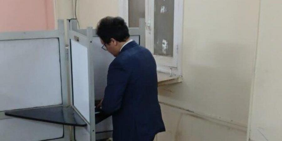 وزير الثقافة يدلي بصوته في انتخابات مجلس النواب 2025 - المصدر 7