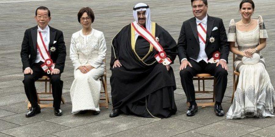 إمبراطور اليابان يقلد سمو الشيخ ناصر المحمد "الوشاح الأكبر لوسام الشمس المشرقة" - المصدر 7