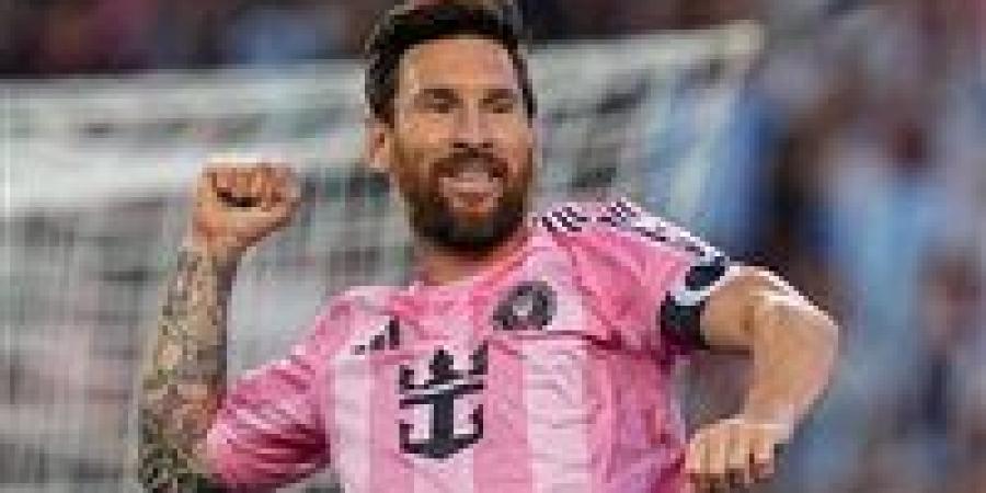 ميسي وسالم الدوسري يتألقان في 2025 ويتصدران قائمة الأداء المثالي - المصدر 7