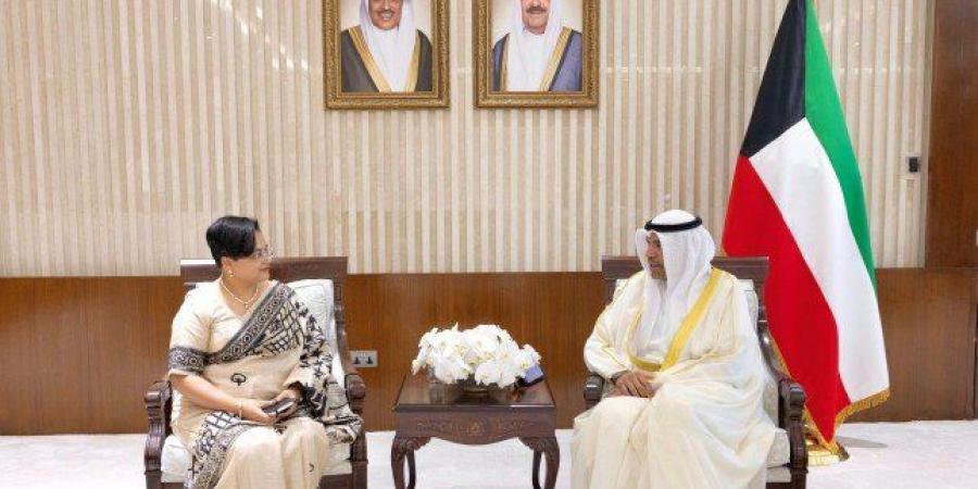 الكويت.. وزير الخارجية يتسلم نسخة من أوراق اعتماد سفيرة الهند الجديدة لدى البلاد - المصدر 7