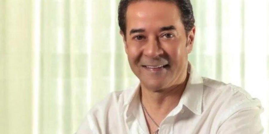 «دلوقتي على يوتيوب».. مدحت صالح يروج لأغنيته «بشوف نفسي فيك» - المصدر 7