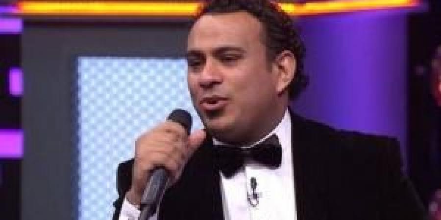 محمود الليثي: "عيال إسماعيل عيالي .. وأنا اللي هخلص موضوع العربية بنفسي" - المصدر 7