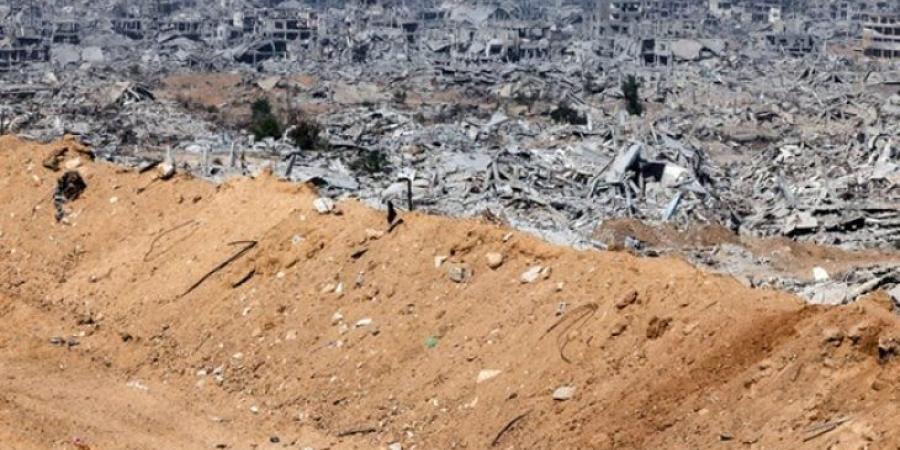 “هآرتس” عن مصدر إسرائيلي: تقسيم غزة لمنطقتين سيجعل الخط الأصفر “جدار برلين” - المصدر 7