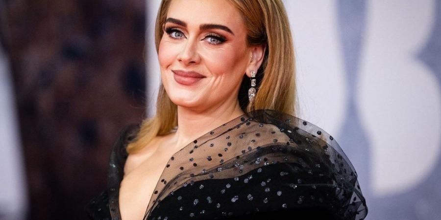 بتوقيع توم فورد.. النجمة البريطانية أديل تخوض أولى تجاربها التمثيلية - المصدر 7