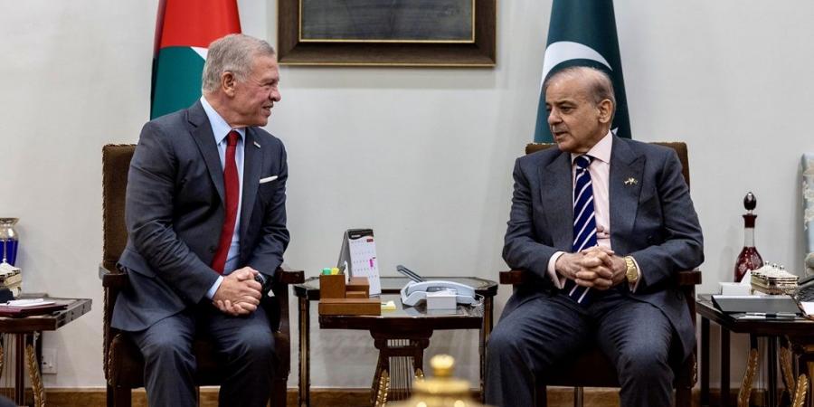 الملك ورئيس وزراء باكستان يشددان على رفض اية مخططات لتهجير الفلسطينيين - المصدر 7