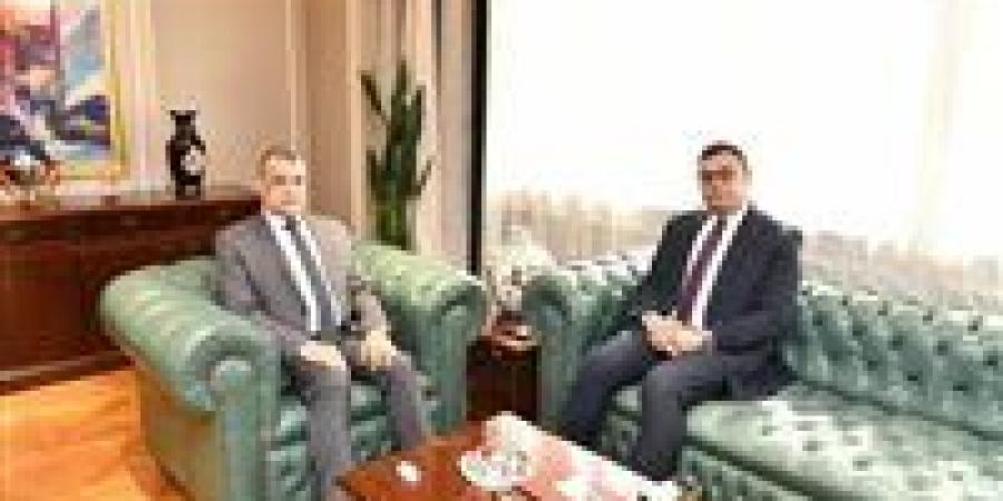 وزير الإنتاج الحربي يكشف عن تقدمًا كبيرًا في تنفيذ مشروعات حياة كريمة - المصدر 7