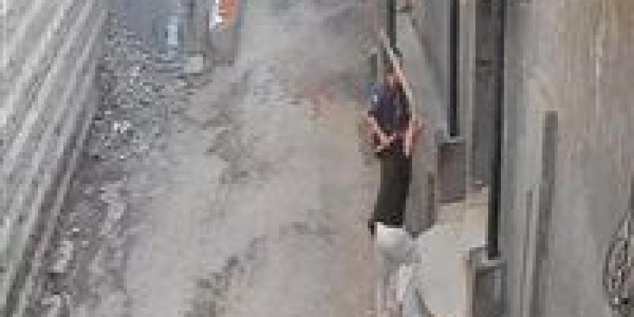 بمشاركة 3 أشقاء .. آخر تطورات واقعة انتشار فديو لضرب شاب في شارع بالمنيا - المصدر 7