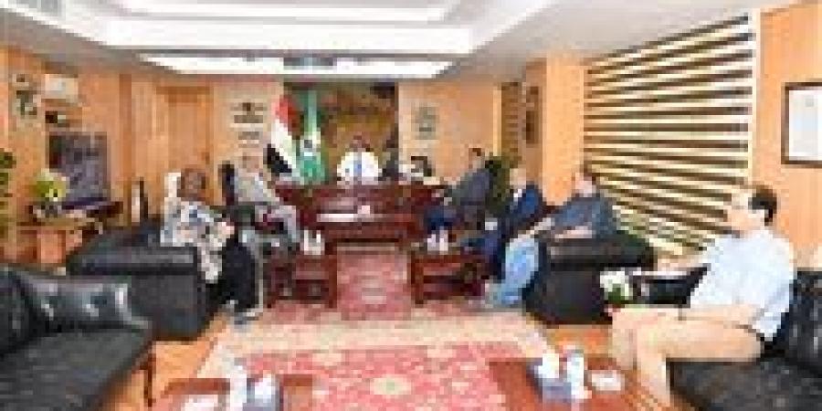 تحرّك عاجل في الفيوم بعد انهيار جزئي بطريق كفر محفوظ – طامية - المصدر 7