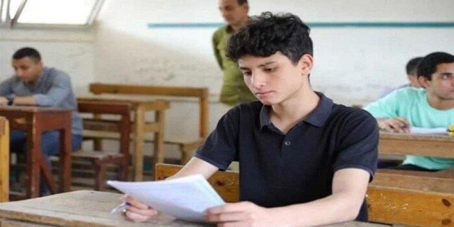 توجيهات للمدارس بشأن استمارة الصف الثالث الإعدادي.. تعرف على التفاصيل - المصدر 7