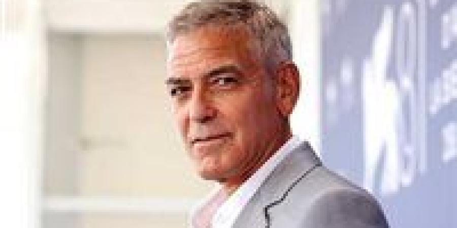 جورج كلوني يتحدى الزمن ويحتضن الشيب بروح مرحة وحيلة صغيرة - المصدر 7