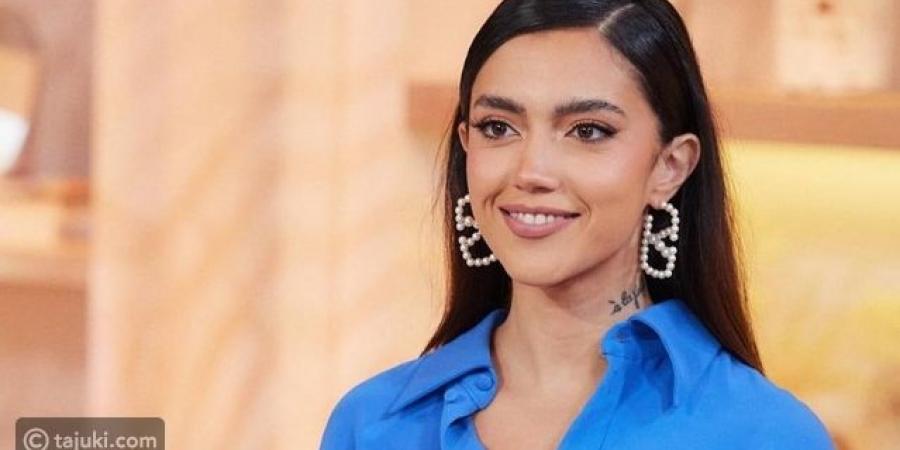 عيون لامعة وشعَر مرفوع: إطلالة جمالية متقنة لستيفاني عطالله - المصدر 7