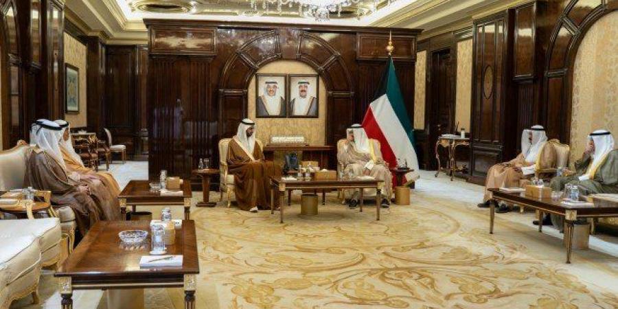 رئيس مجلس الوزراء الكويتي يستقبل وزير دولة للذكاء الاصطناعي والاقتصاد الرقمي الإماراتي بمناسبة زيارته للبلاد - المصدر 7