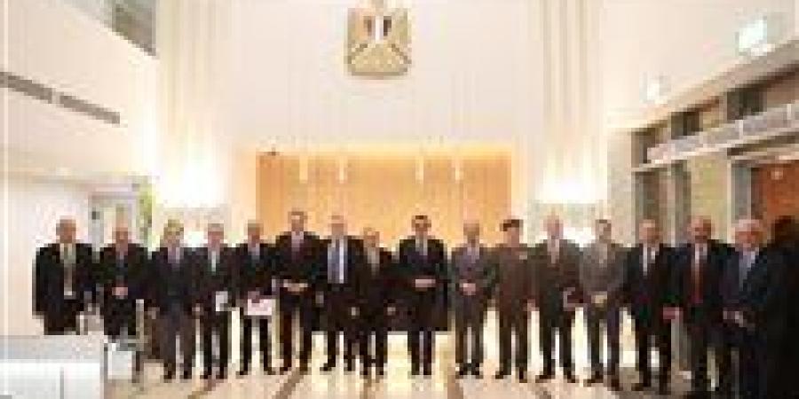 وزير الصحة يشهد الاجتماع الأول للجنة العليا للمسؤولية الطبية وسلامة المريض - المصدر 7