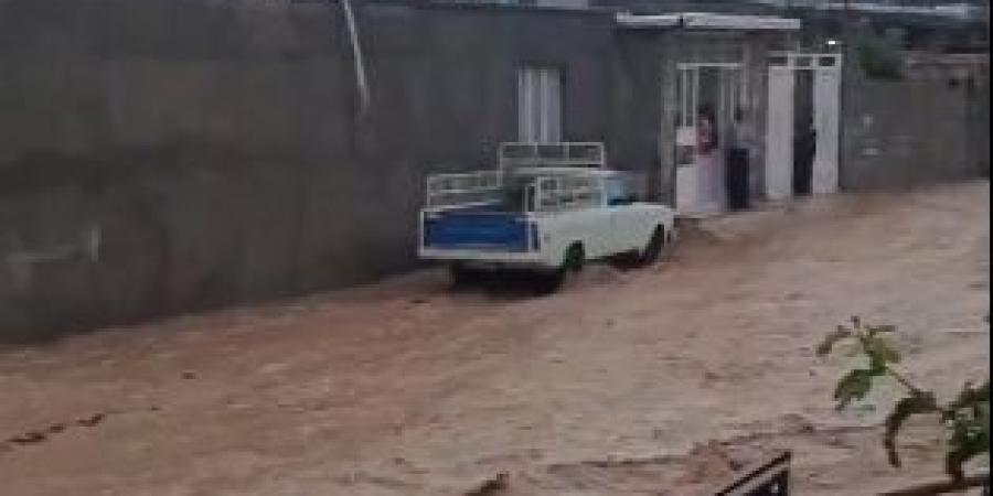 «غرق المنازل والشوارع».. فيضانات تجتاح إيران بعد أشهر من الجفاف|صور - المصدر 7