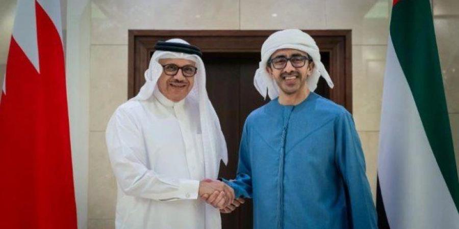 الإمارات والبحرين تبحثان سبل تعزيز علاقات التعاون بين البلدين - المصدر 7