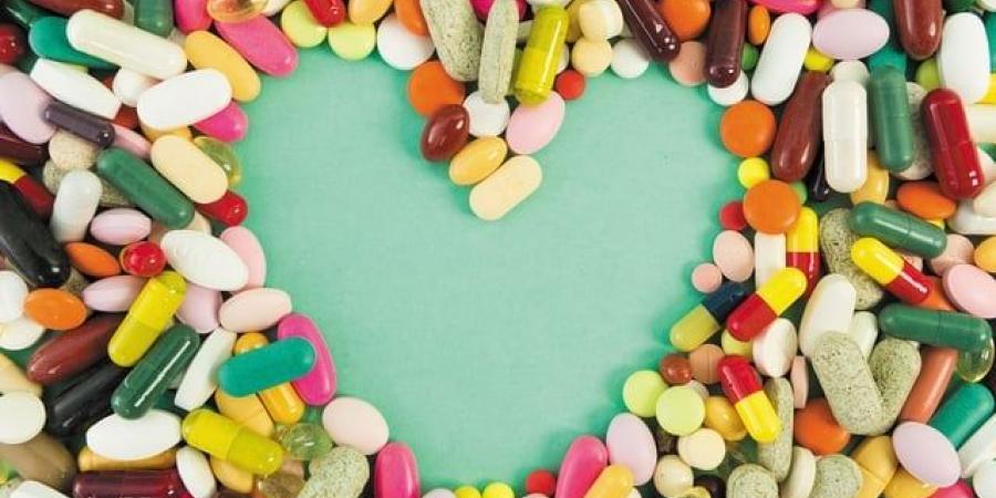 تجنبي هذه الأخطاء عند تناول فيتامينات الشعر: الأضرار صادمة! - المصدر 7