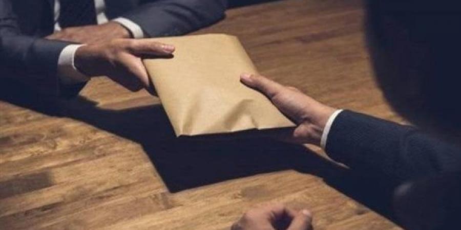 حديث في الاثراء غير المشروع.. كيف تبدلت احوال هؤلاء بهذا الشكل الفاضح؟! #عاجل - المصدر 7