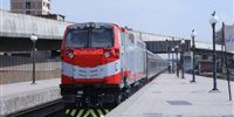 بيان عاجل من السكة الحديد بشأن اختفاء مسامير ربط القضبان الحديدية - المصدر 7