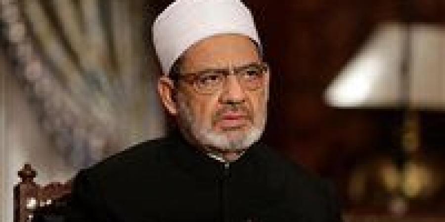 بعد تصدر شيخ الأزهر قائمة الأكثر تأثيرًا عالميًا.. أبرز إنجازات الإمام الطيب - المصدر 7