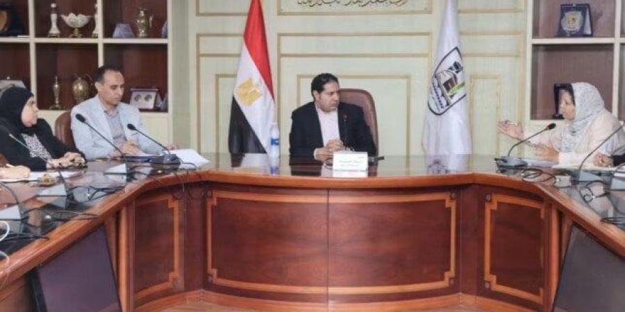 نائب محافظ بني سويف يتابع جهود رصد السلبيات البيئية بقرى ومراكز المحافظة - المصدر 7