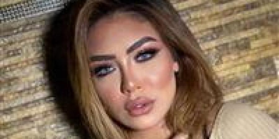 بعد قليل.. الاقتصادية تفصل في قرار التحفظ على أموال هدير عبدالرازق - المصدر 7