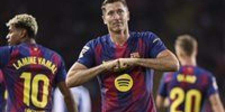 برشلونة يطلب من ليفاندوفسكي "التوقف عن التسجيل".. وتفاصيل صادمة في كتاب جديد - المصدر 7